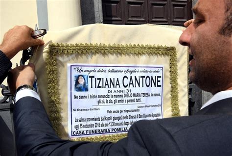 cantone tiziana video ufficiale|Revenge Porn: di nuovo on line video di Tiziana Cantone